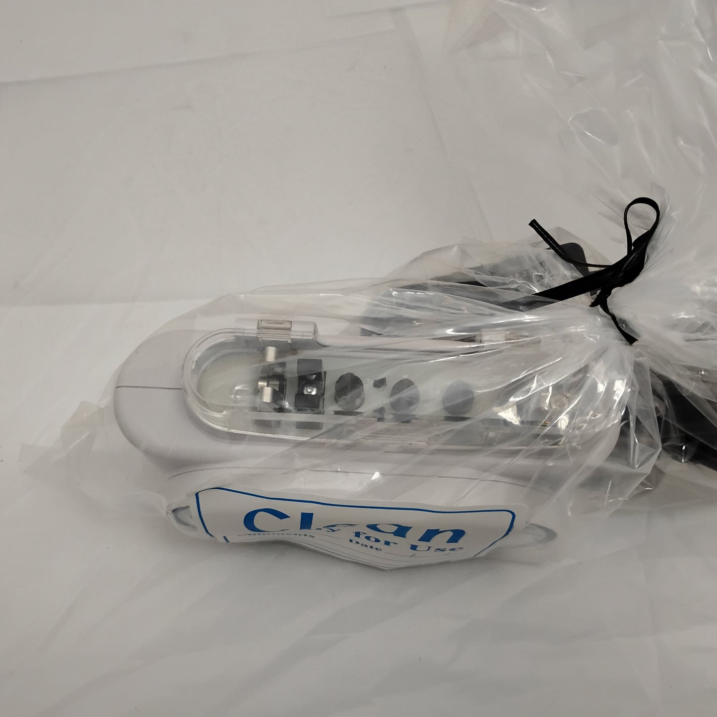 Sapphire infusion pump with power supply