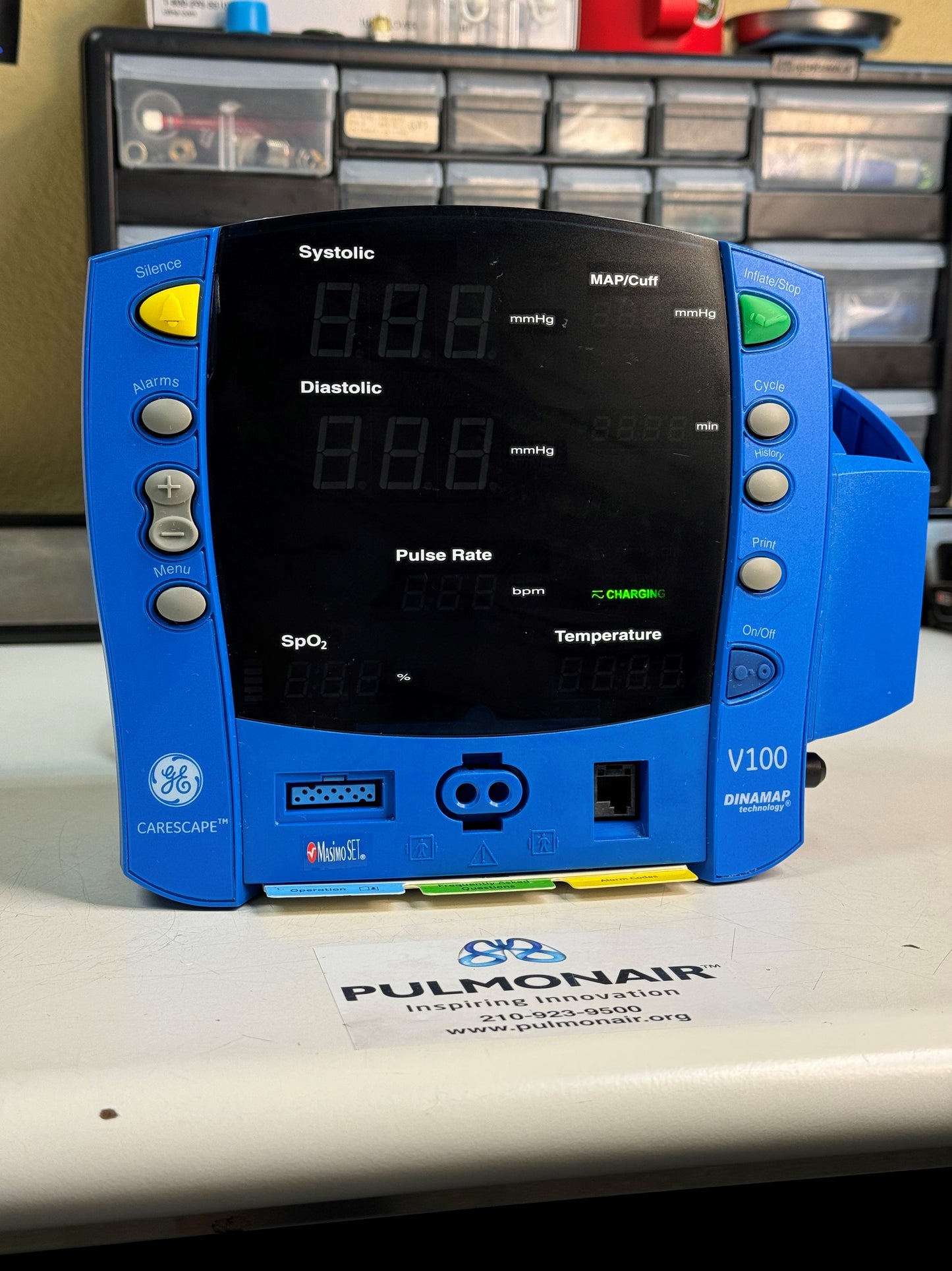 GE CARESCAPE V100 – Vital Signs Monitor (Dinamap)