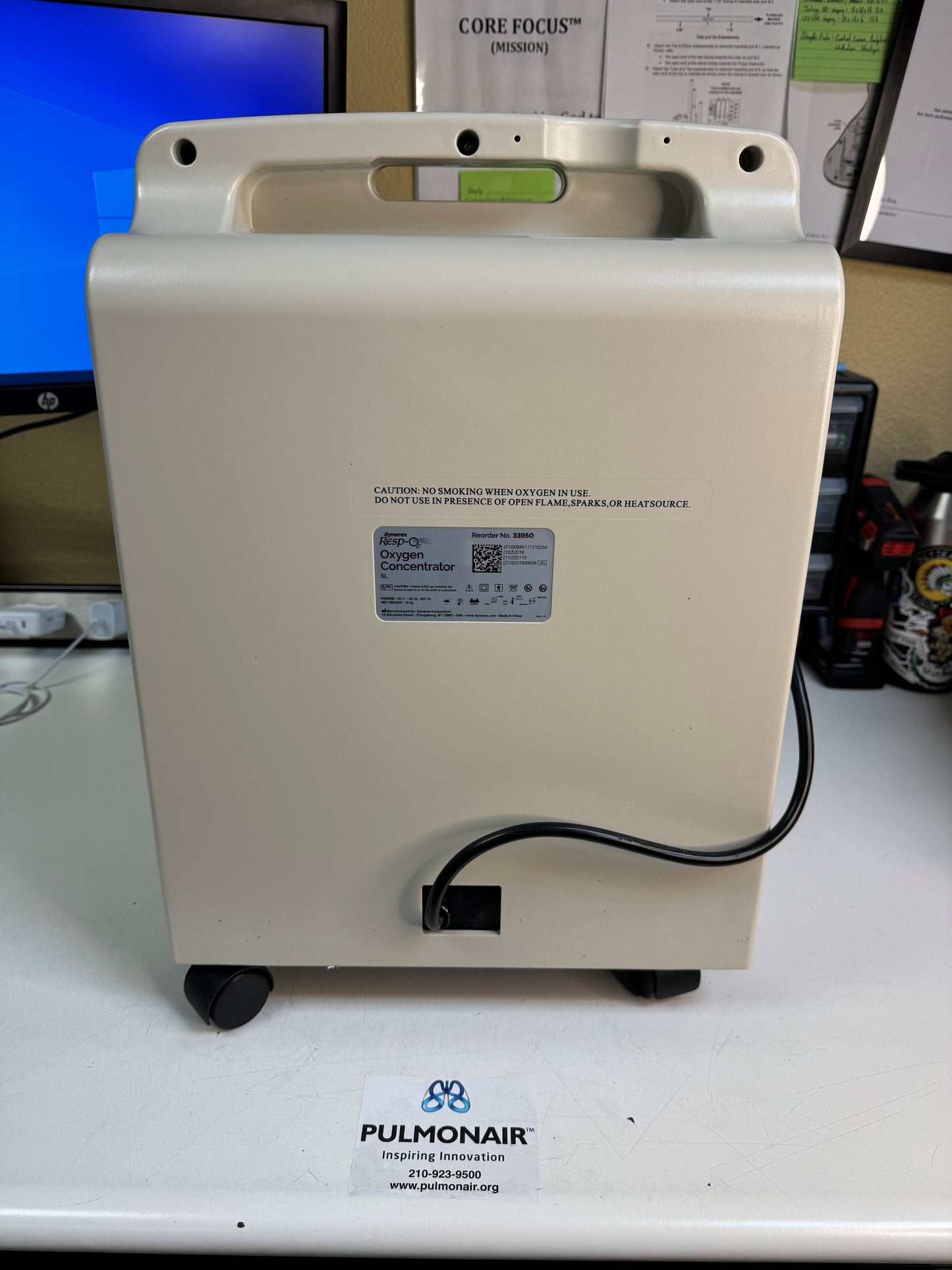 Dynarex Resp-O2 Oxygen Concentrator  (New in box)