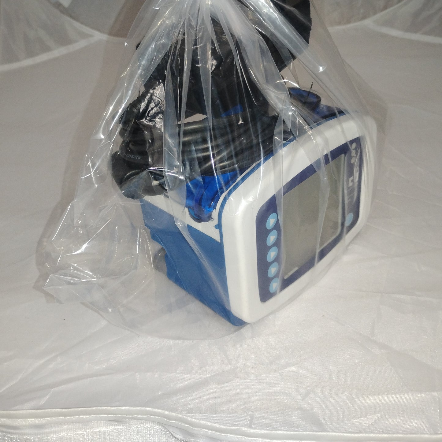 Coviden Kangaroo Joey with power supply