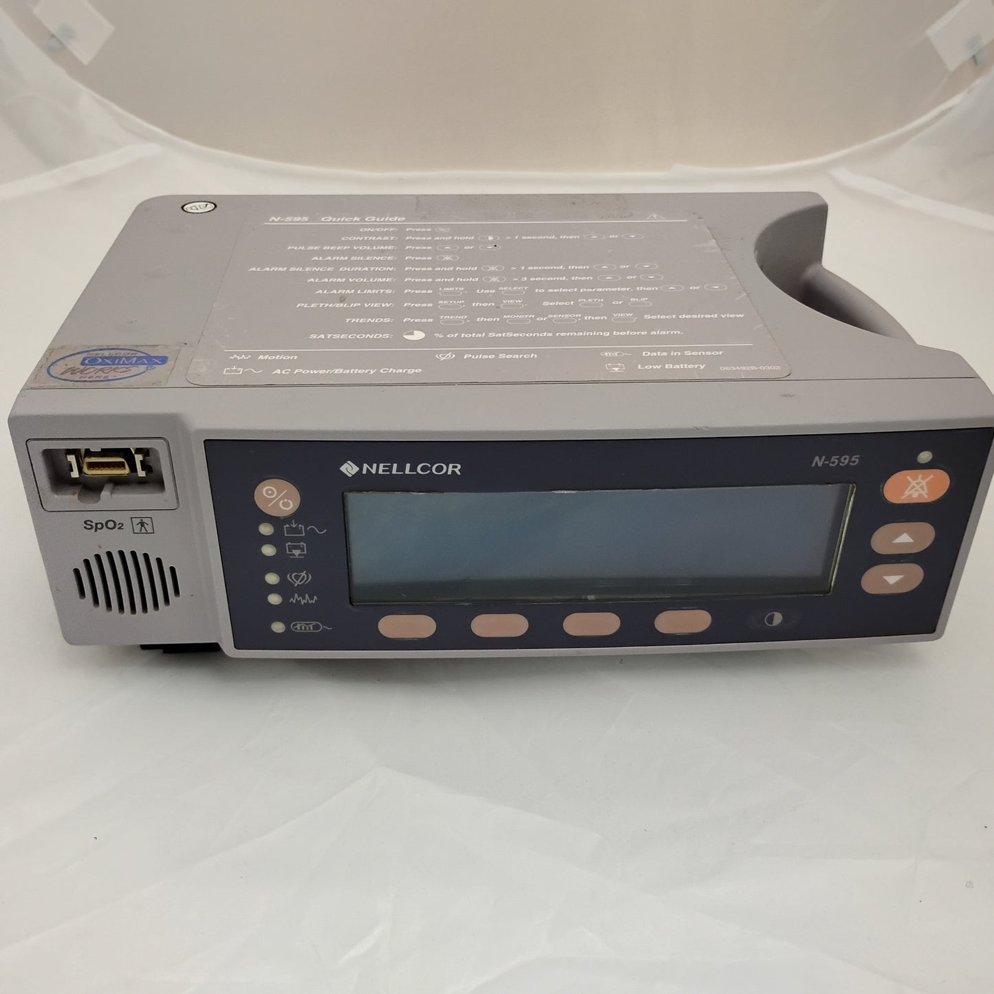 Nellcor OxiMax N-595 - unit and power cord