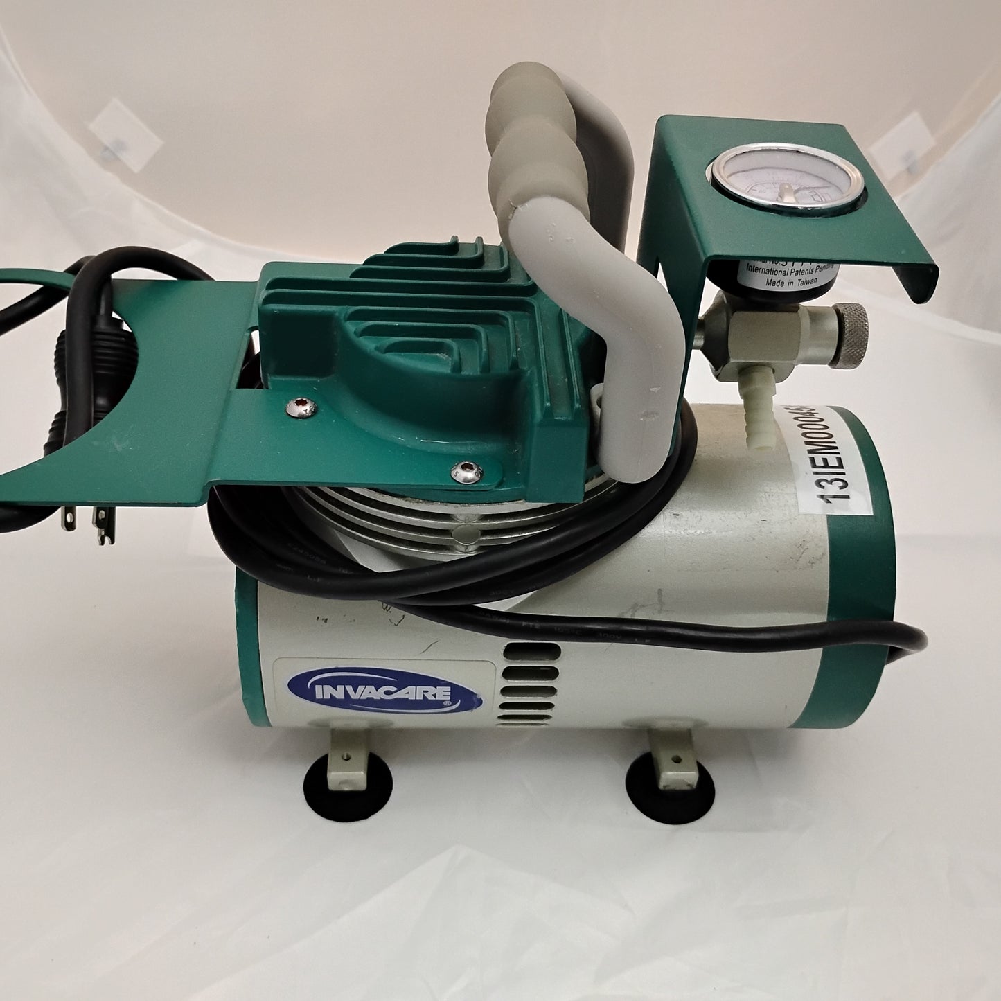 Invacare IRC1135 Aspirator - unit only